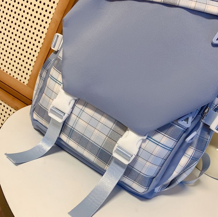 HUNTRIX BACKPACKS (in 4 colors)