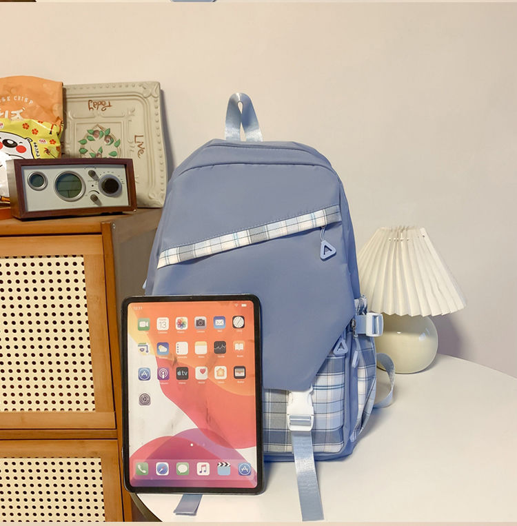 HUNTRIX BACKPACKS (in 4 colors)