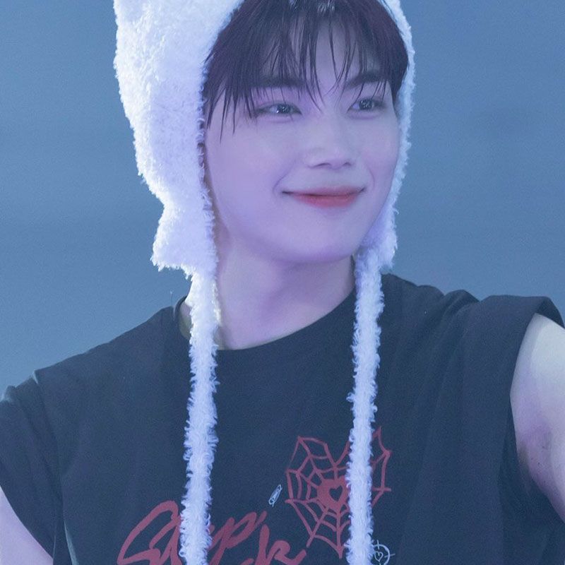 ZB1 ZERO BASE ONE T SHIRT 100% COTTON